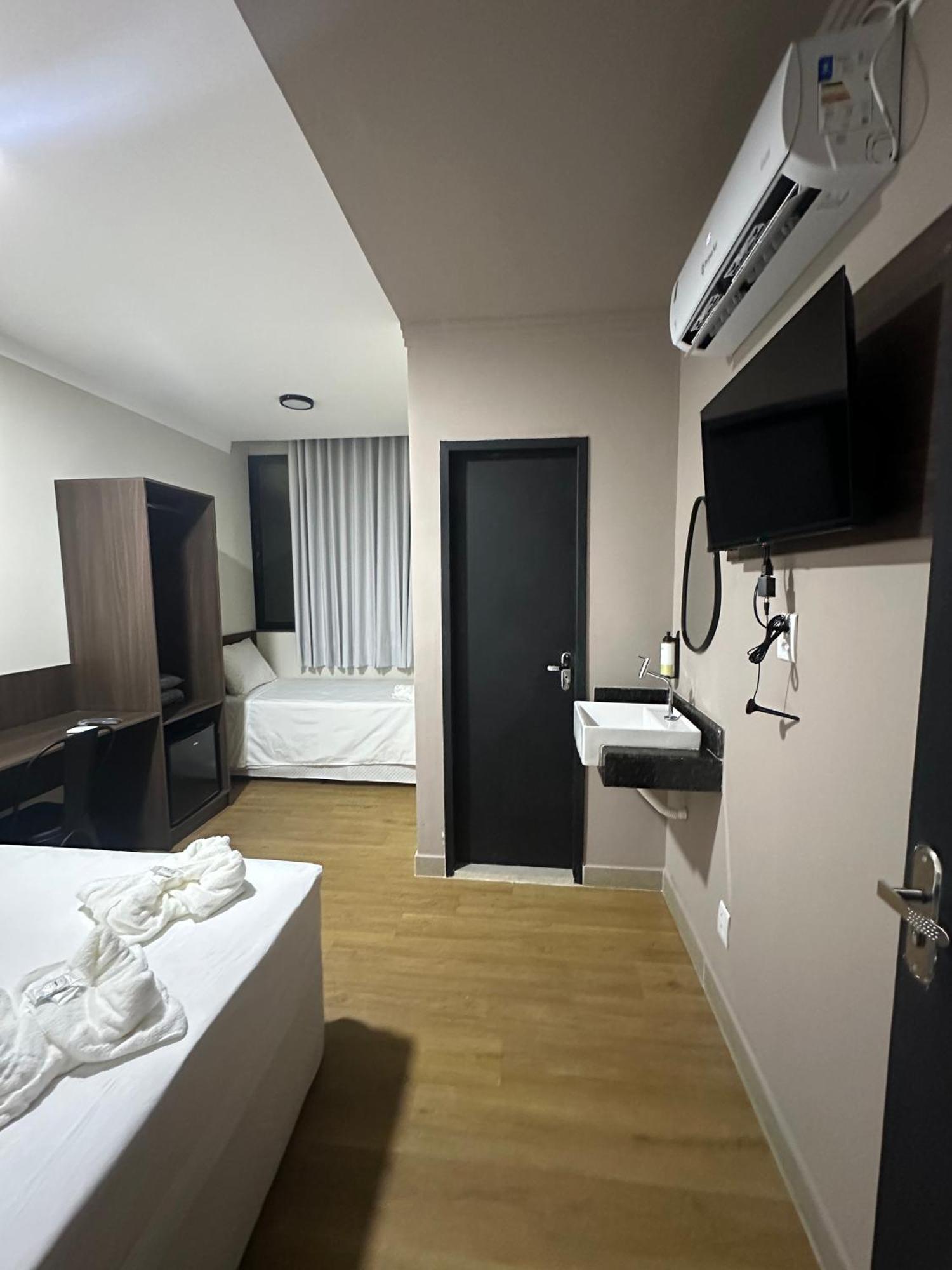 Otto Hotel Governador Valadares Exteriér fotografie